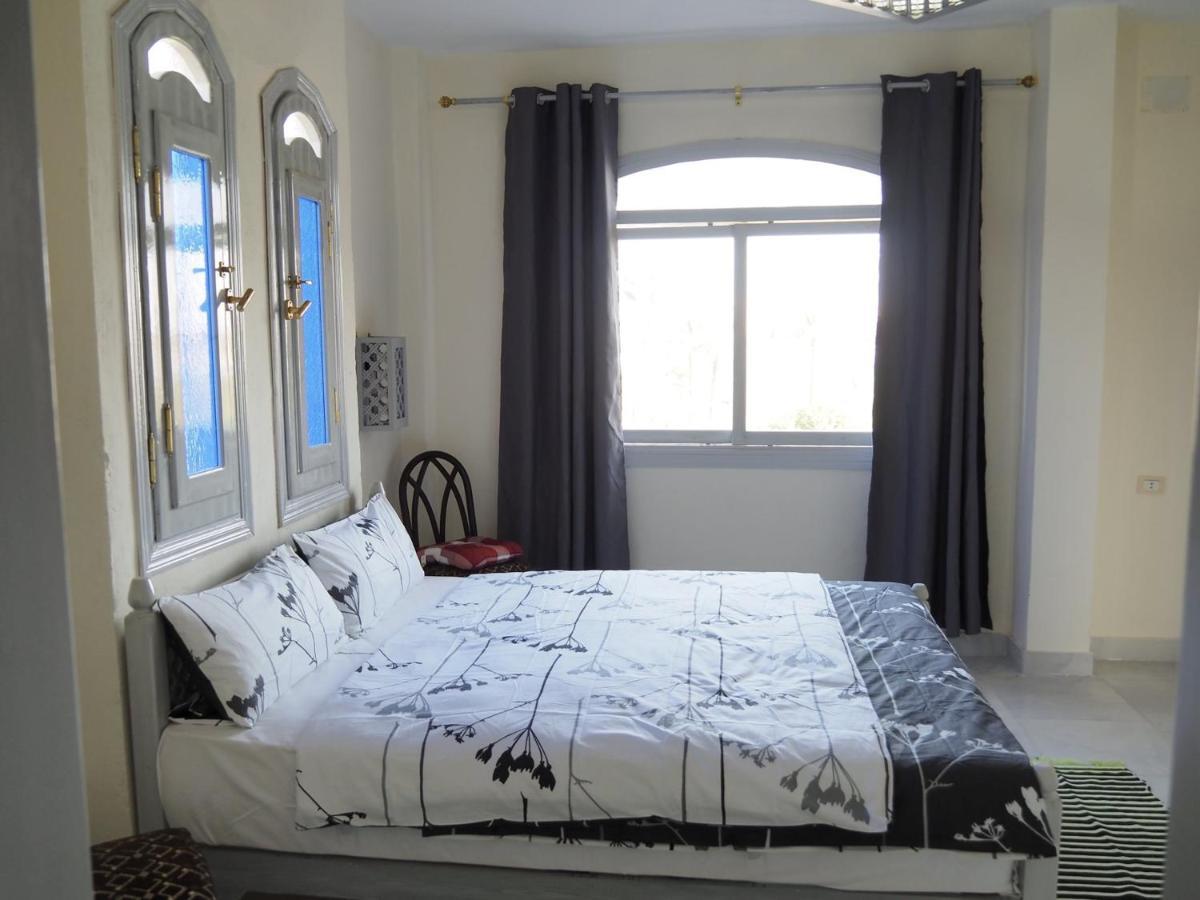Nile Compound Hotel Luxor Bagian luar foto