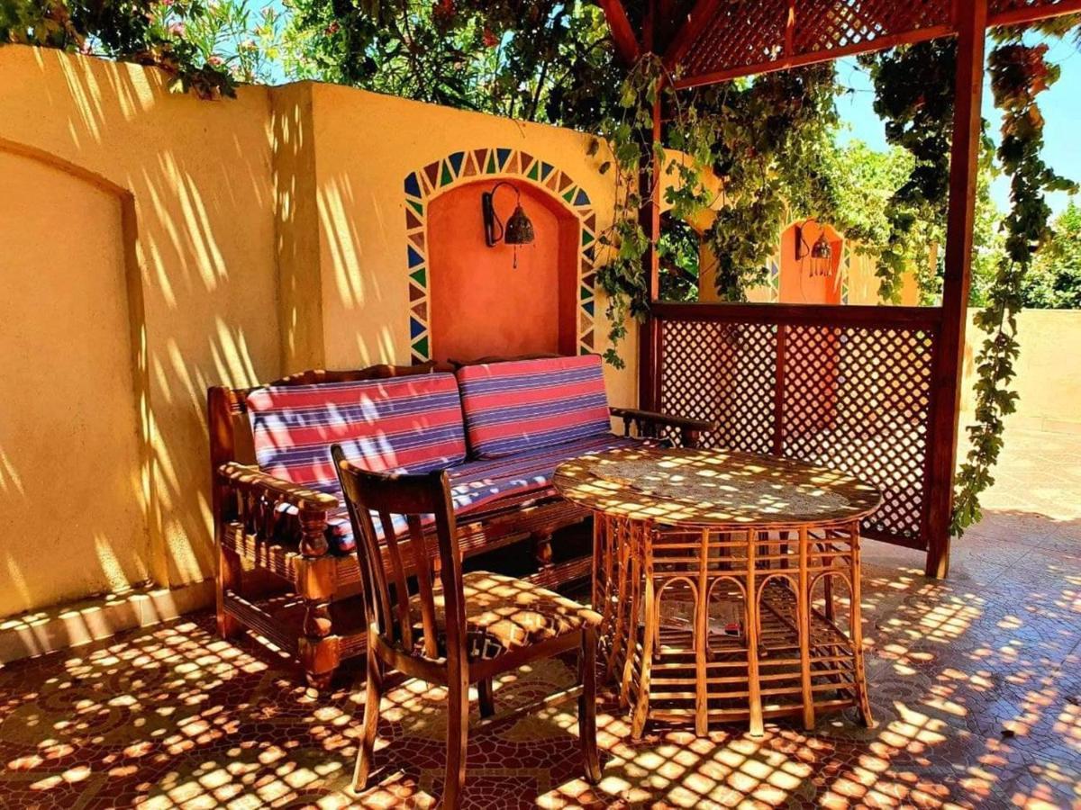 Nile Compound Hotel Luxor Bagian luar foto