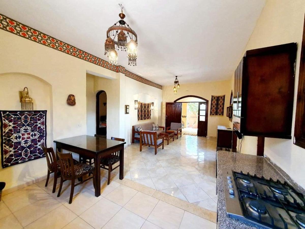 Nile Compound Hotel Luxor Bagian luar foto